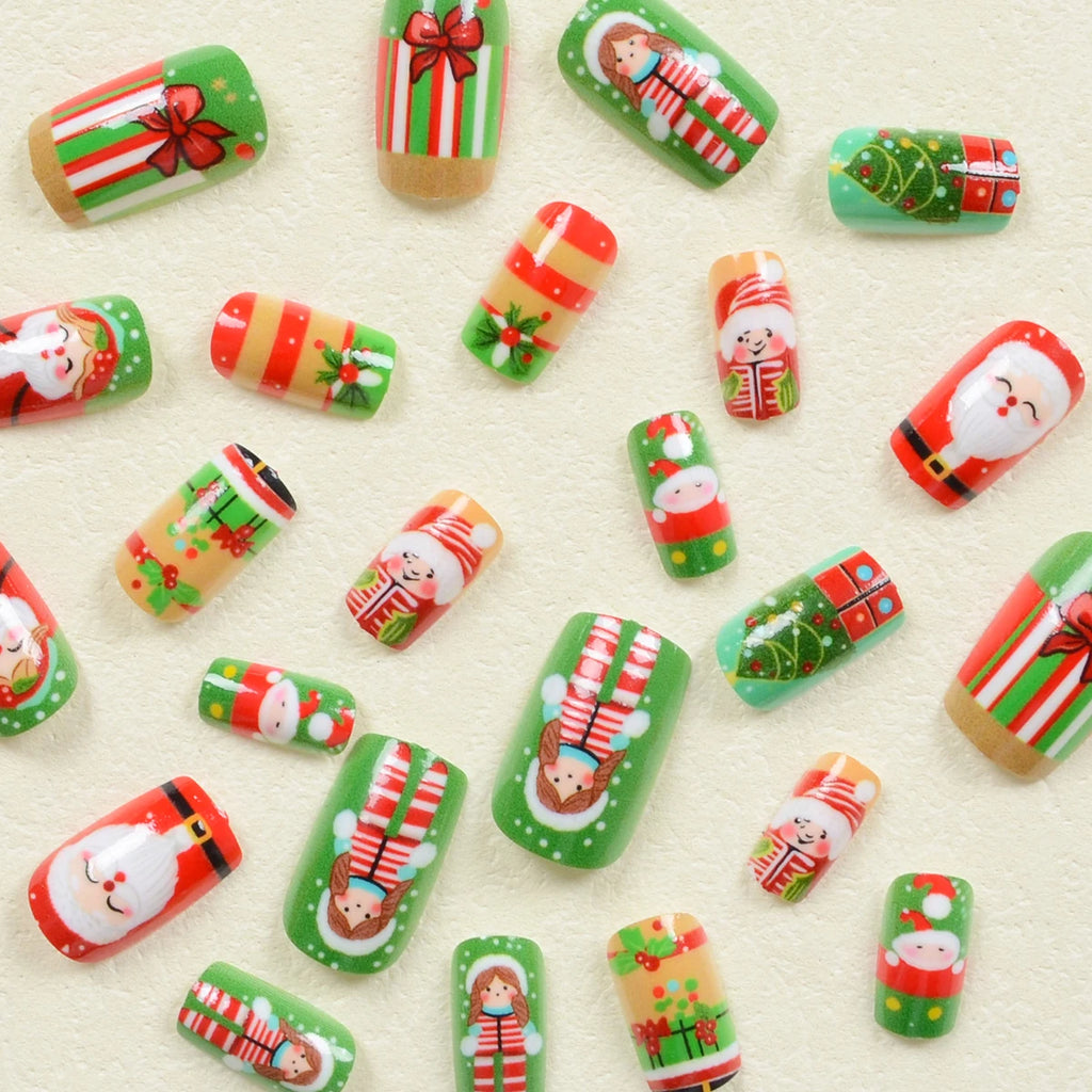 24 Pieces Medium Square Nail Patch Christmas Cartoon Christmas Tree Santa Claus Cute Doll Pattern Wear Armor Set