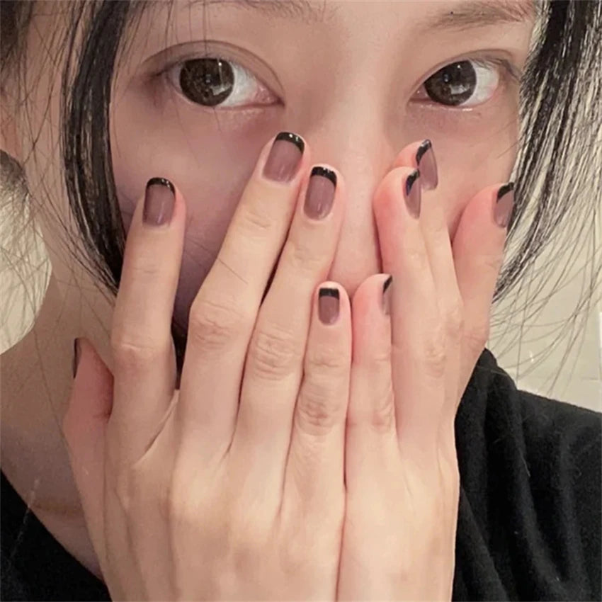 24Pcs/Set Acrylic Korean Flat Fake Nails Elk Christmas Color Wearing False Nails Full Coverage Press on Nail Art Removable