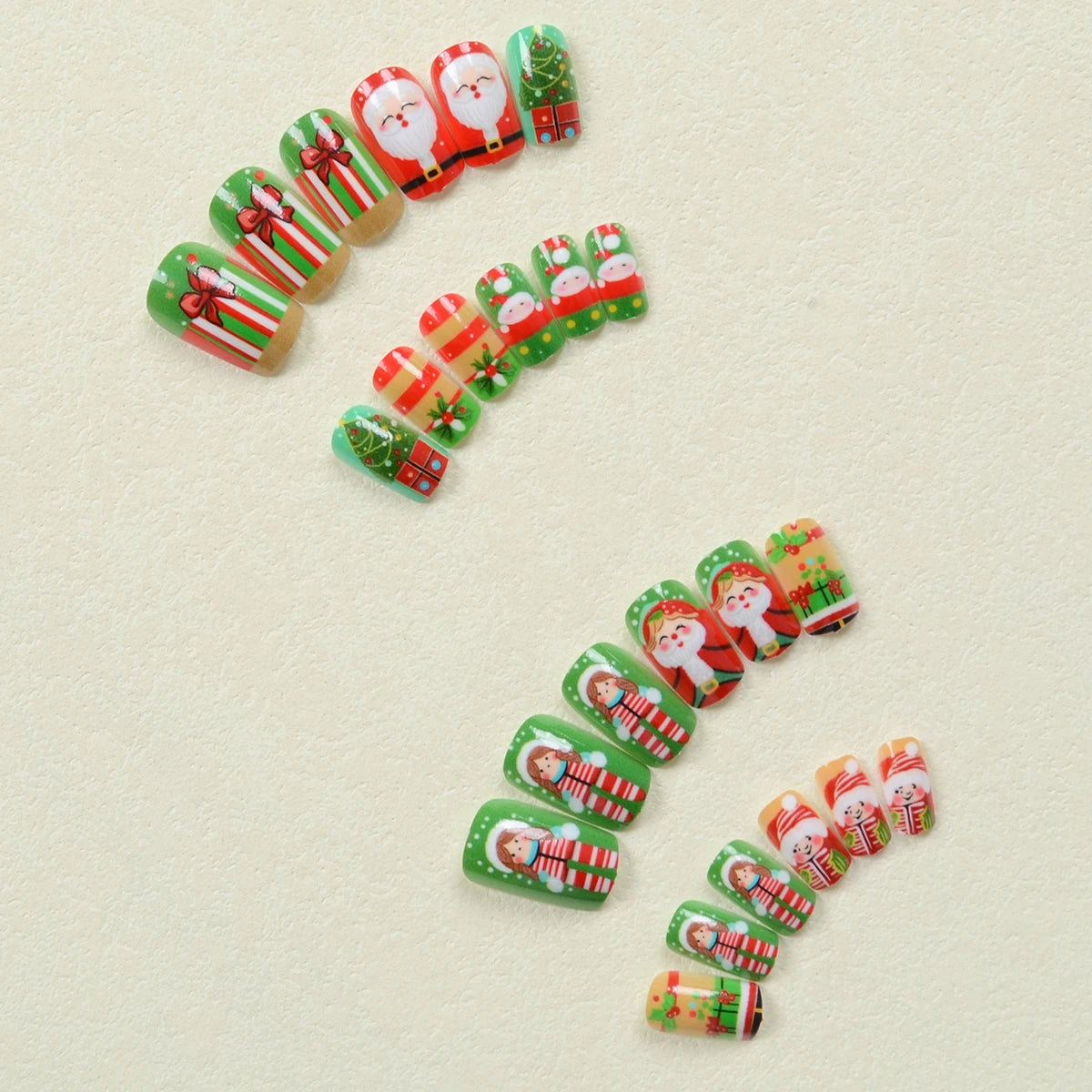 24 Pieces Medium Square Nail Patch Christmas Cartoon Christmas Tree Santa Claus Cute Doll Pattern Wear Armor Set