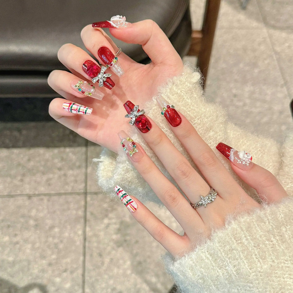 Handmade Press on Nails Christmas Red New Year Gifts Fake Nails Wearing 3D Santa Claus Long French Cat Eye Crystal False Nails