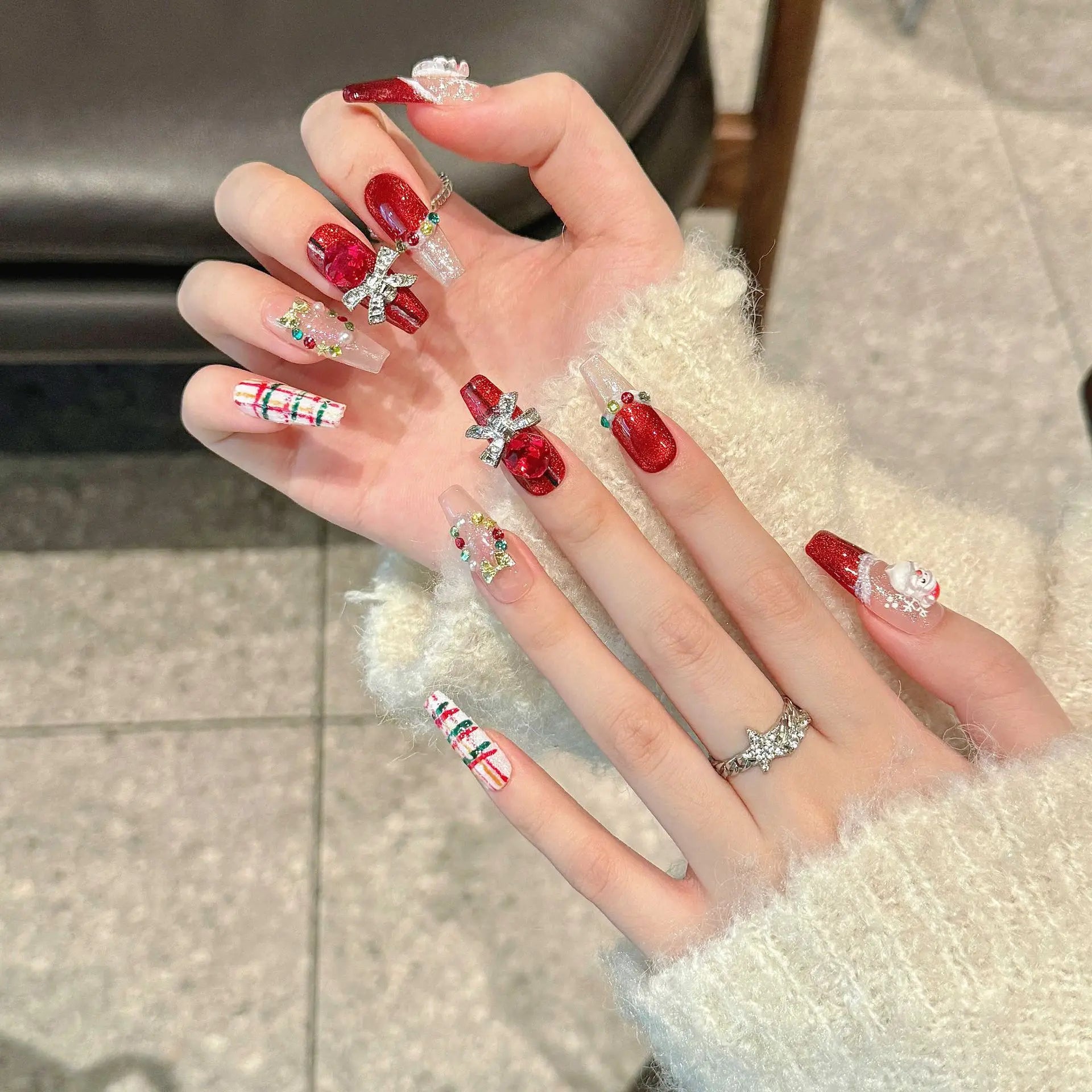 Handmade Press on Nails Christmas Red New Year Gifts Fake Nails Wearing 3D Santa Claus Long French Cat Eye Crystal False Nails